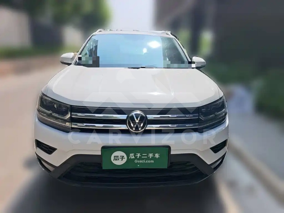 Volkswagen Tharu