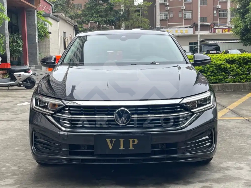 Volkswagen Sagitar