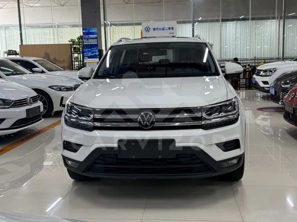 Volkswagen Tharu