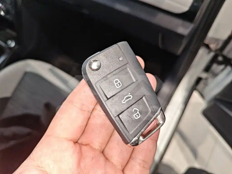 Volkswagen Tharu
