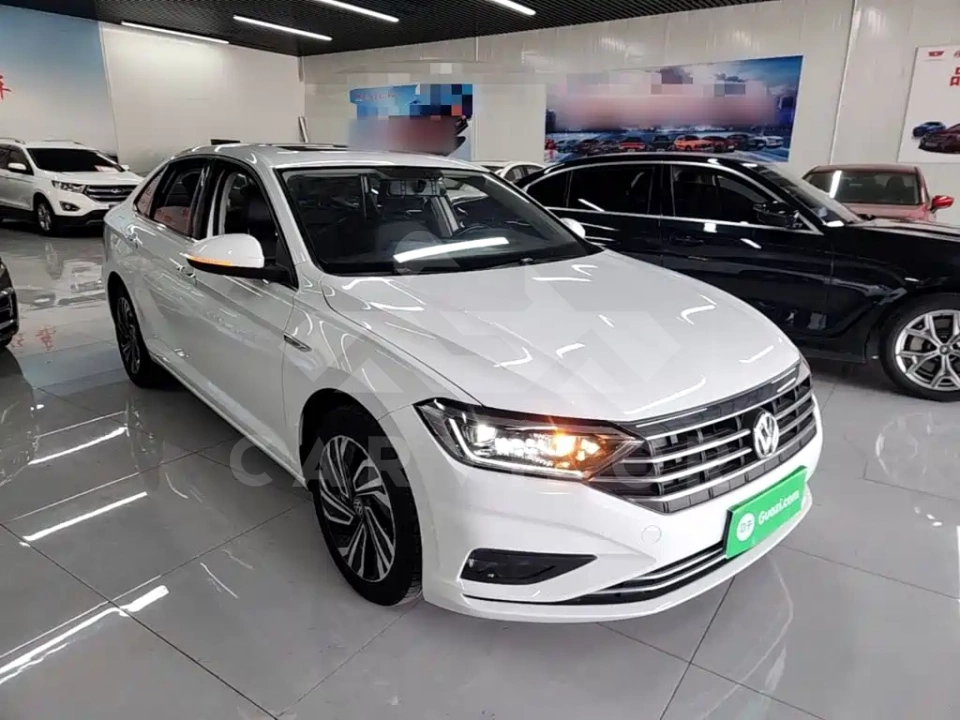 Volkswagen Sagitar