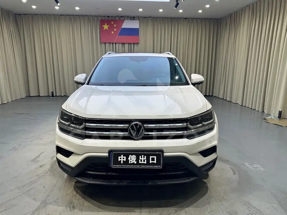 Volkswagen Tharu