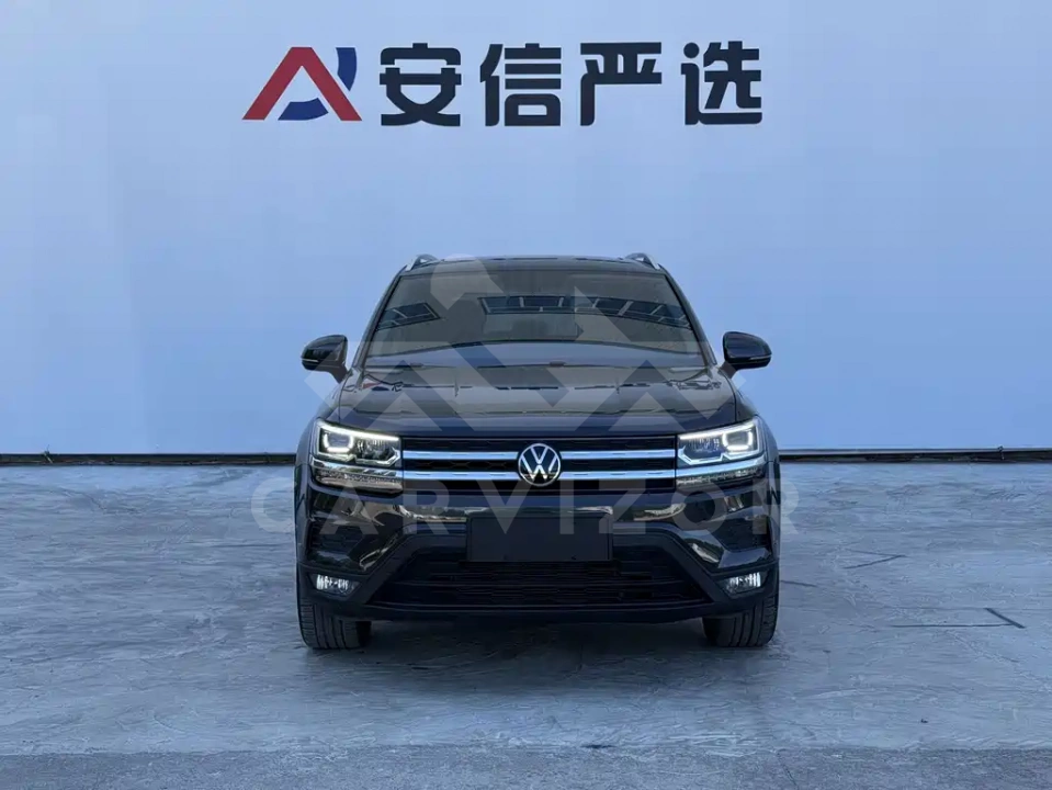 Volkswagen Tharu