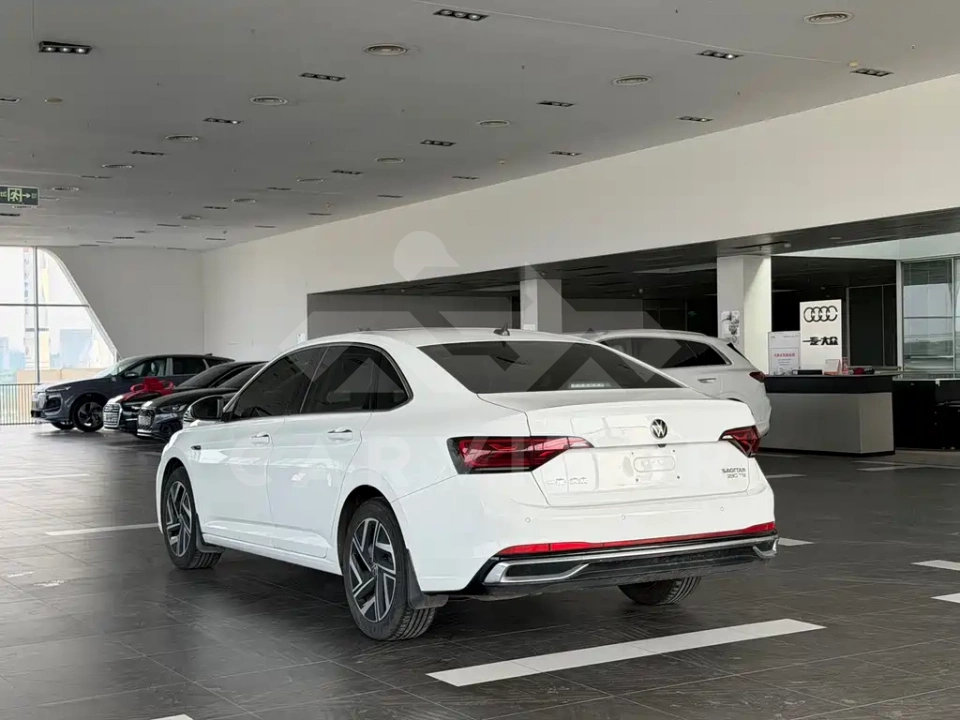 Volkswagen Sagitar