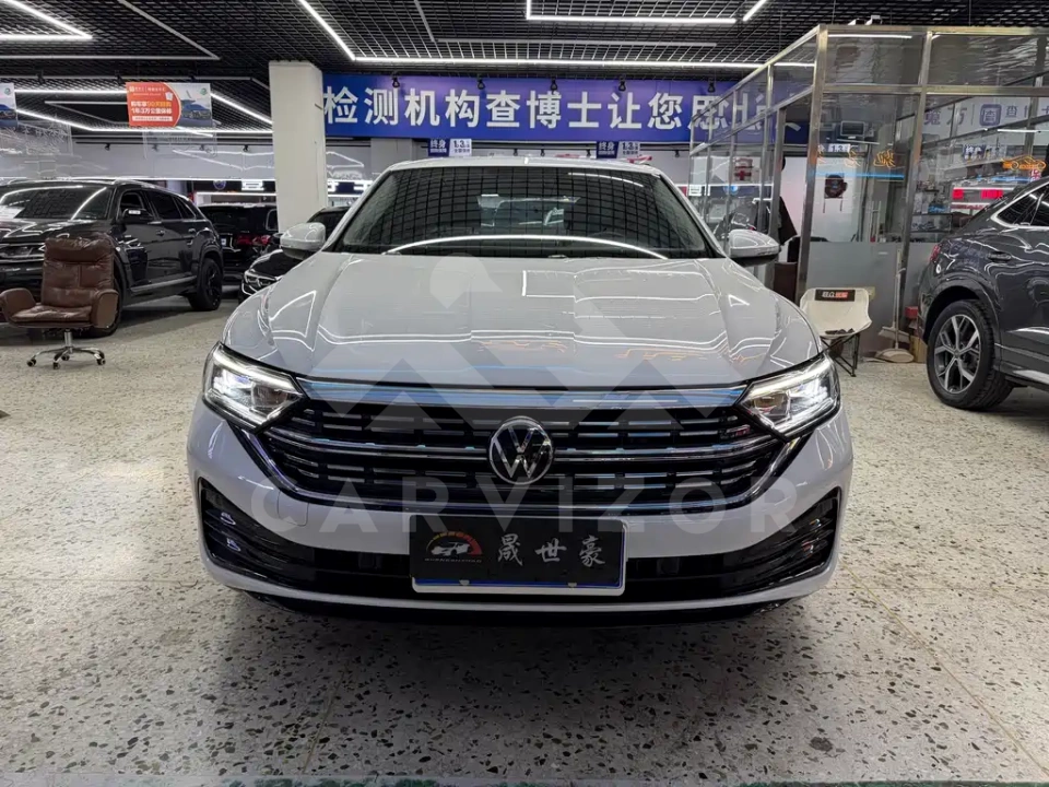 Volkswagen Sagitar