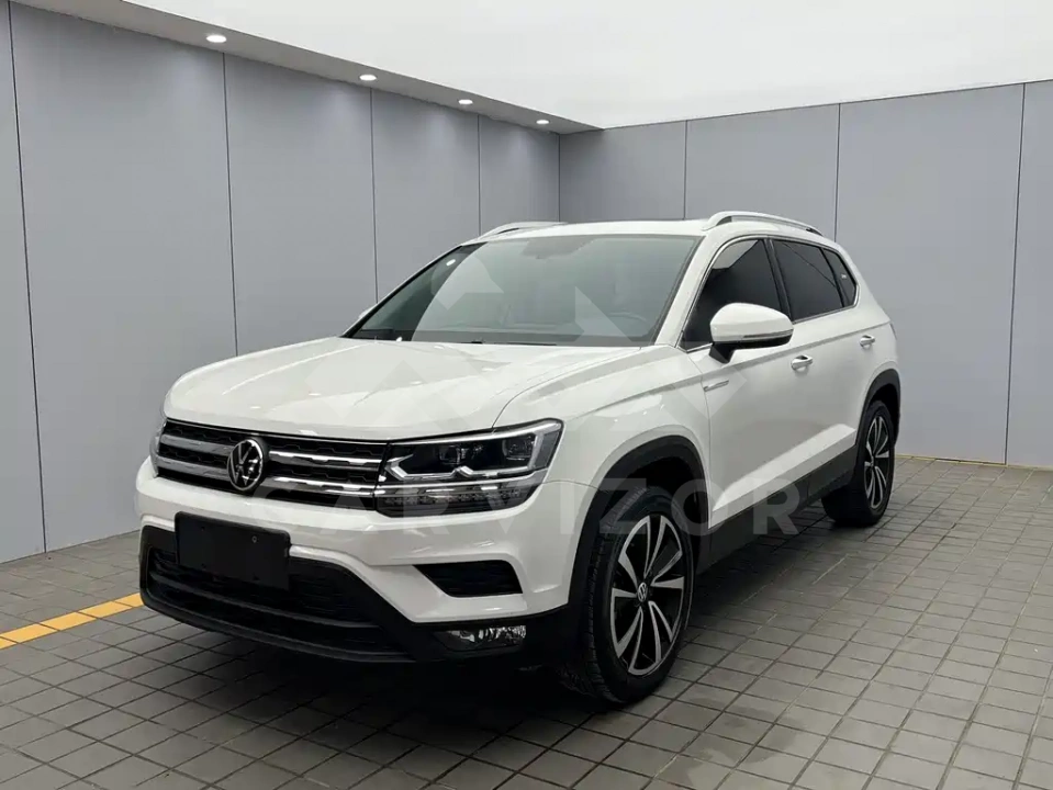 Volkswagen Tharu