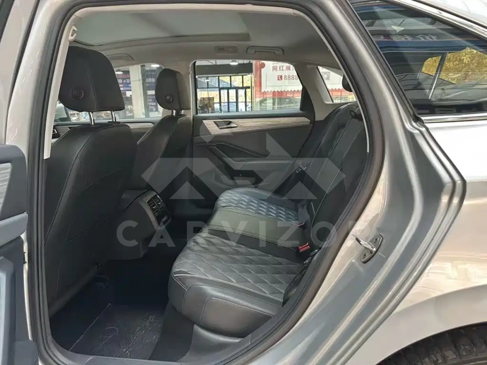 Volkswagen Sagitar