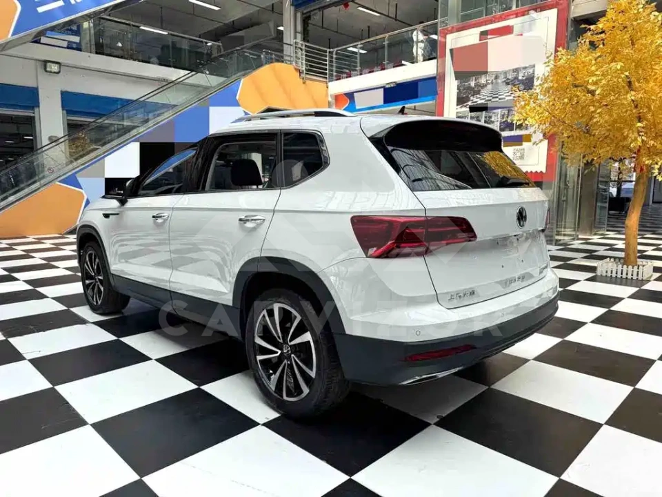 Volkswagen Tharu