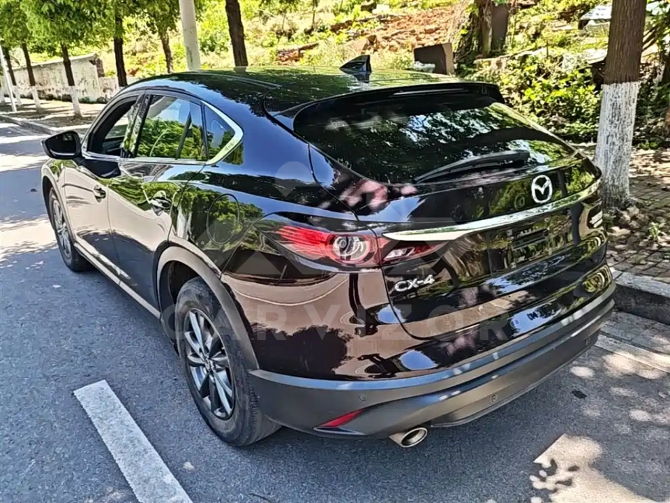 Mazda CX-4
