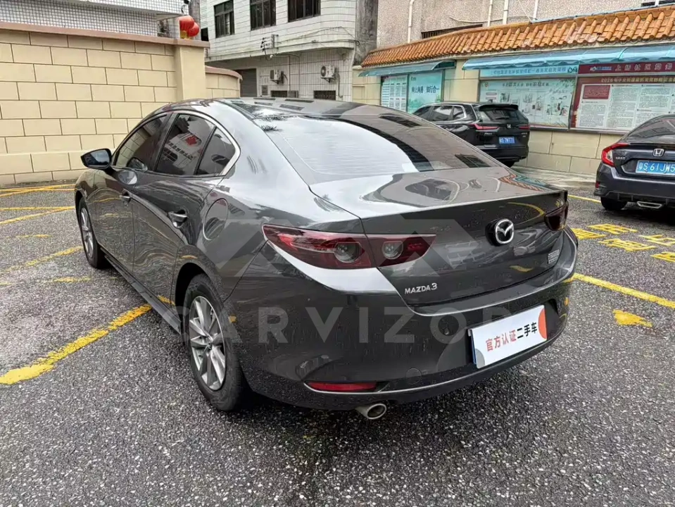 Mazda 3 Axela