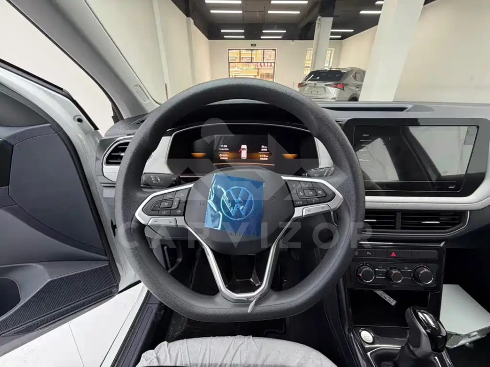 Volkswagen Tharu