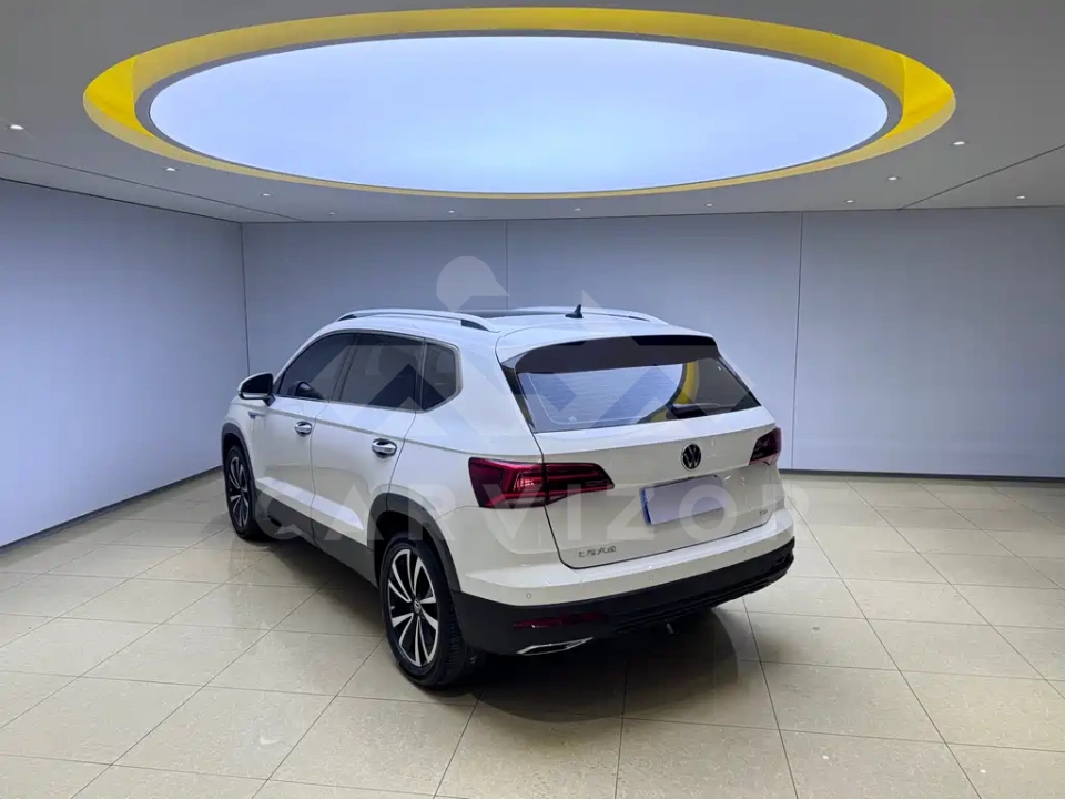 Volkswagen Tharu