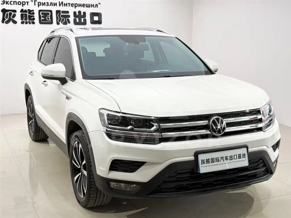 Volkswagen Tharu