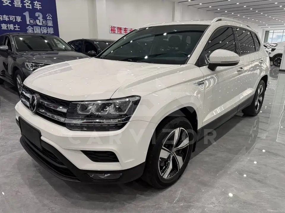 Volkswagen Tharu