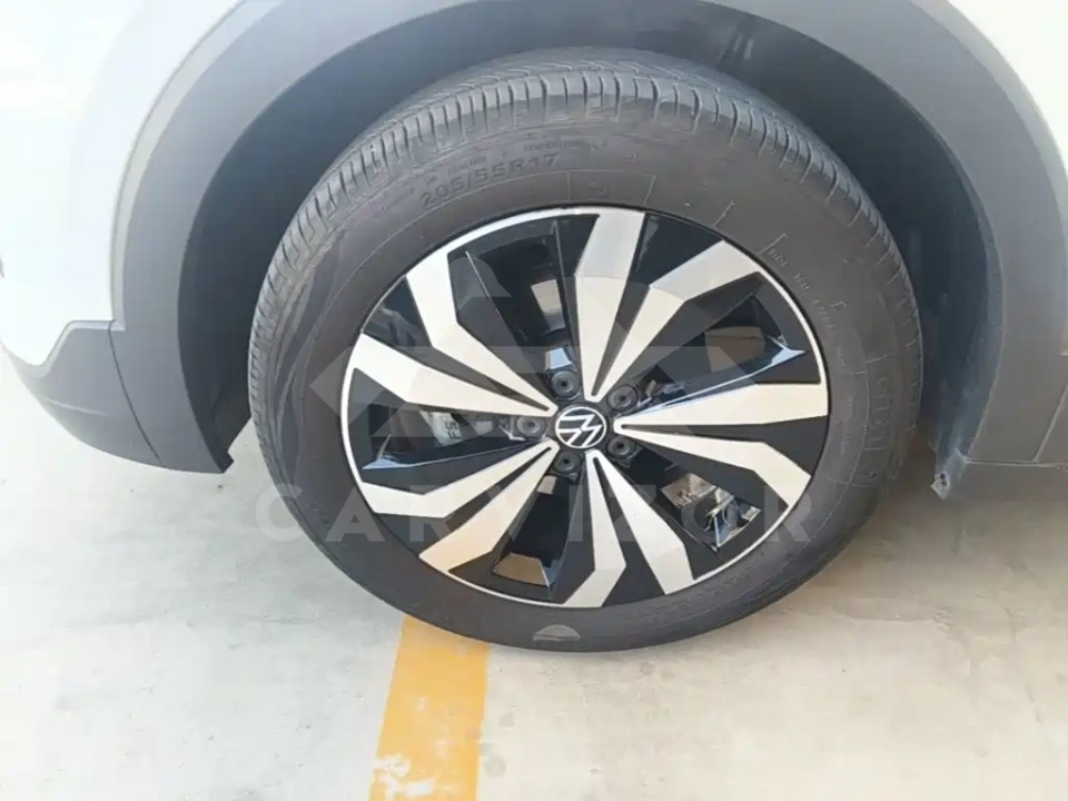 Volkswagen Tharu