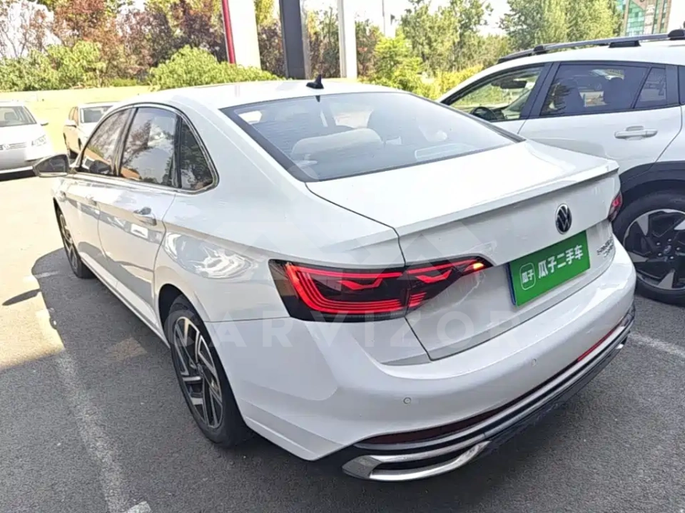 Volkswagen Sagitar