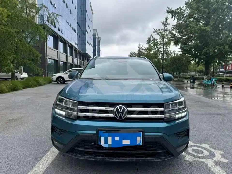 Volkswagen Tharu