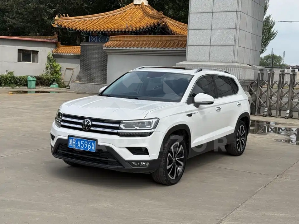 Volkswagen Tharu
