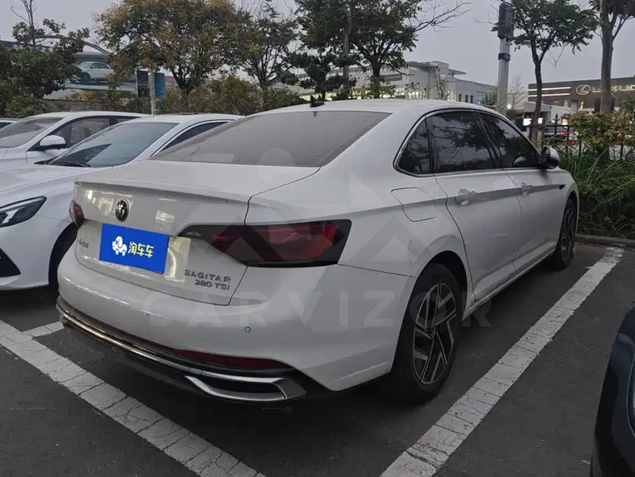 Volkswagen Sagitar
