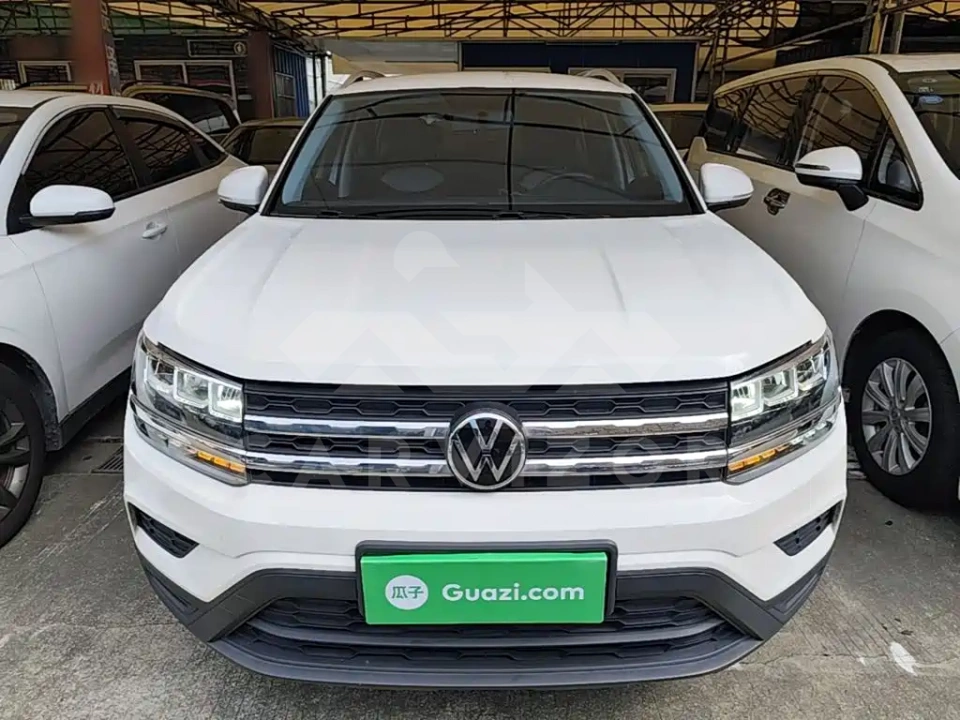 Volkswagen Tharu