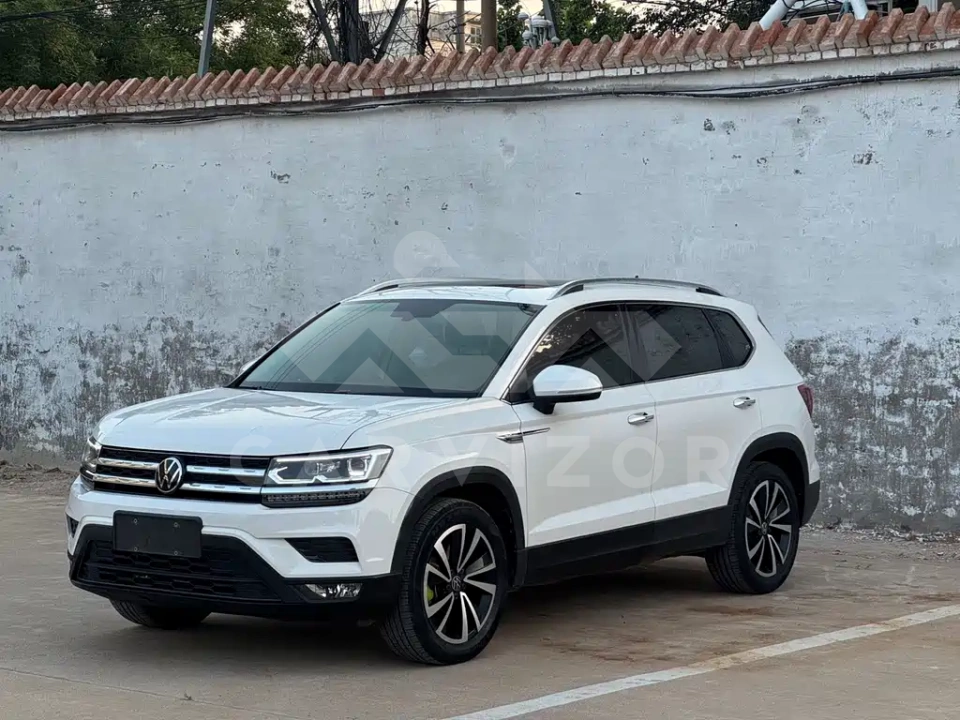Volkswagen Tharu