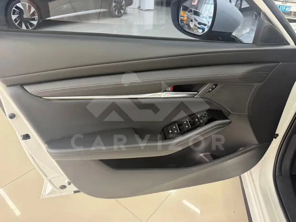 Mazda 3 Axela
