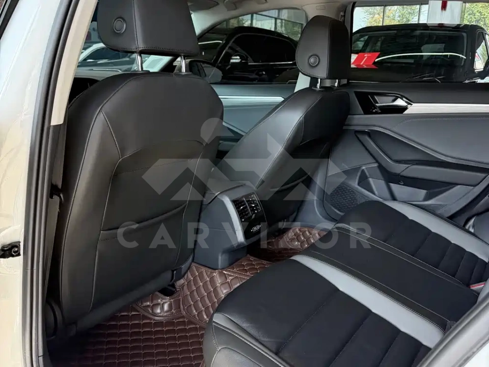Volkswagen Sagitar