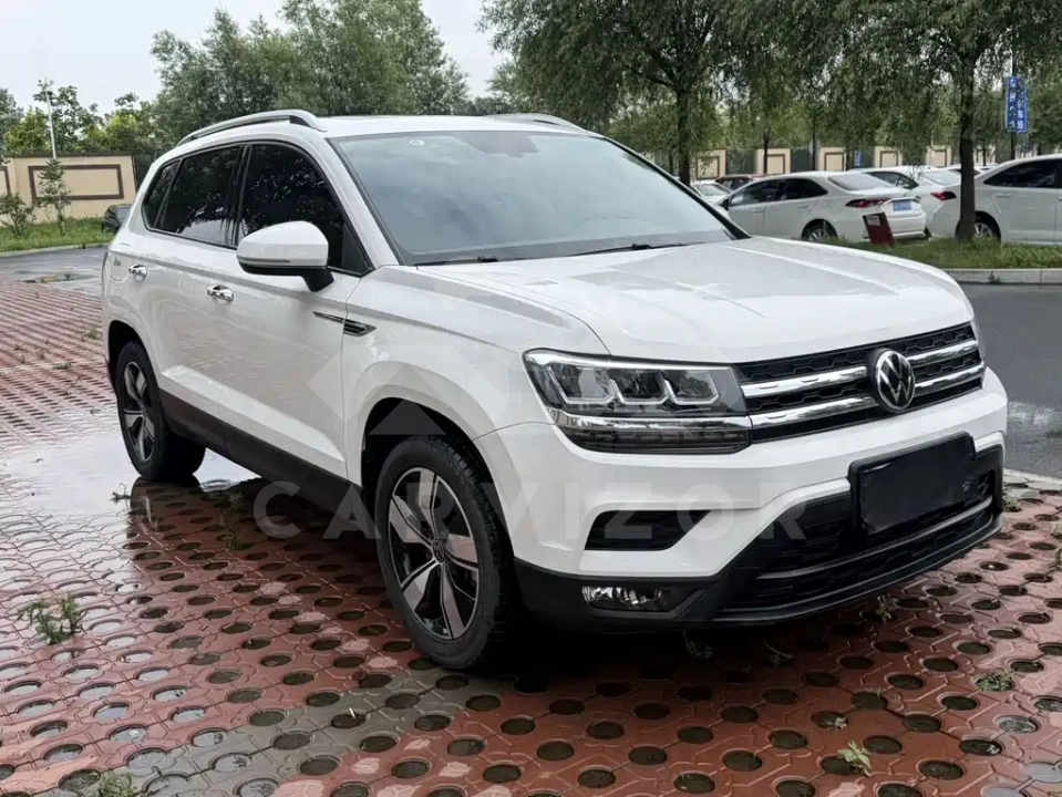 Volkswagen Tharu