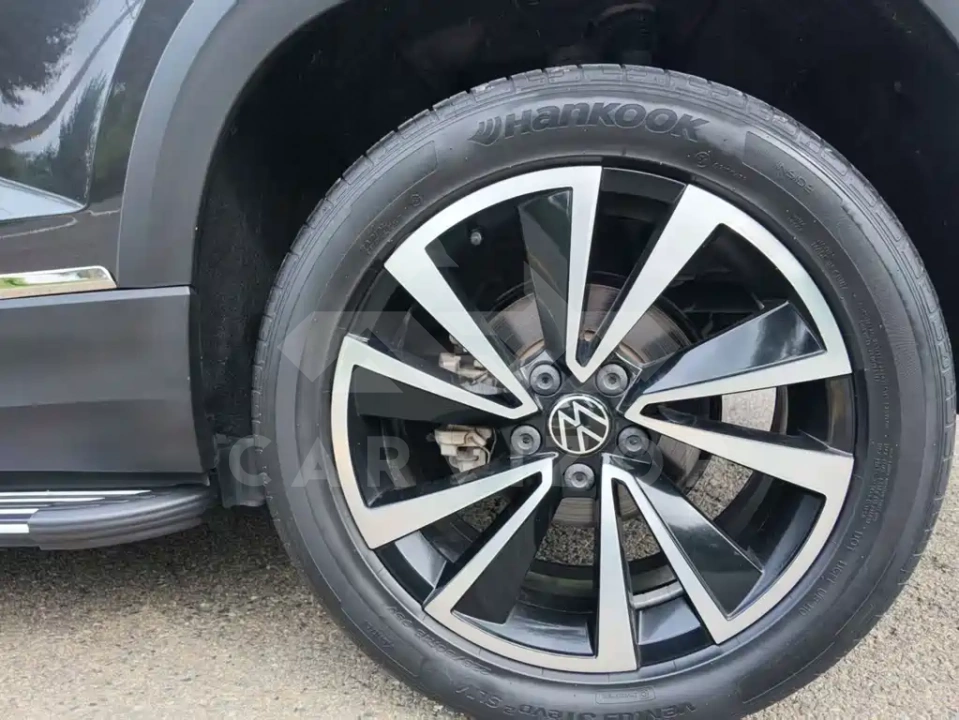 Volkswagen Tharu