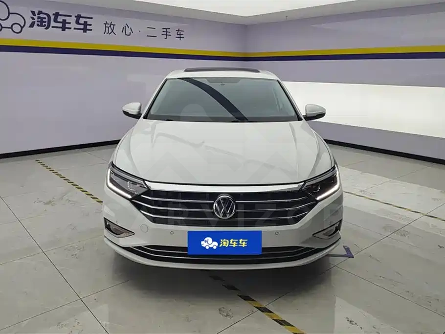 Volkswagen Sagitar