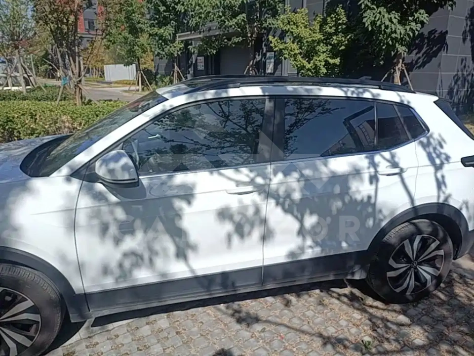 Volkswagen Tharu