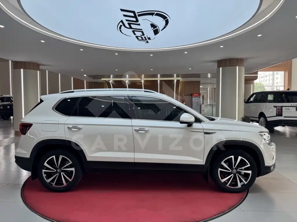 Volkswagen Tharu