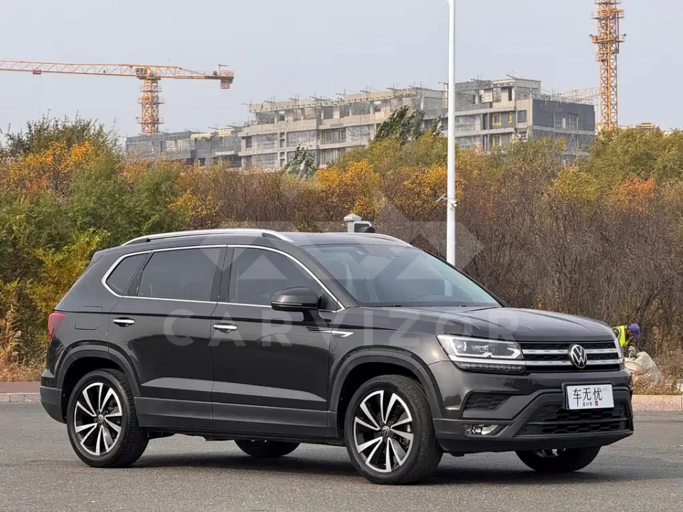 Volkswagen Tharu
