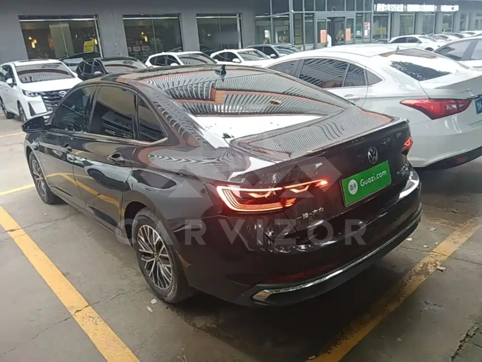 Volkswagen Sagitar