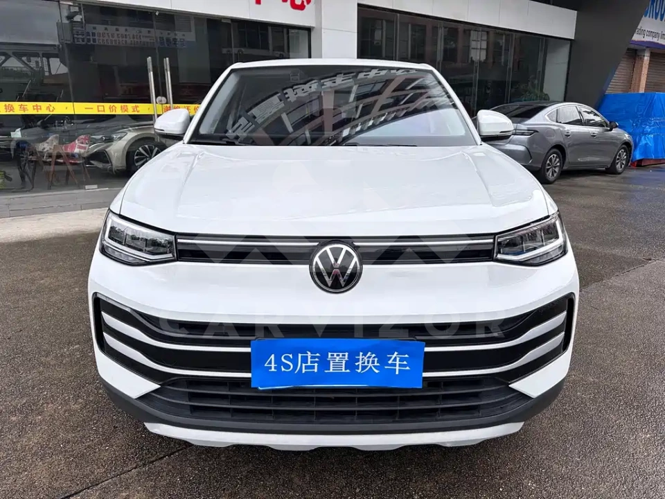 Volkswagen Tharu