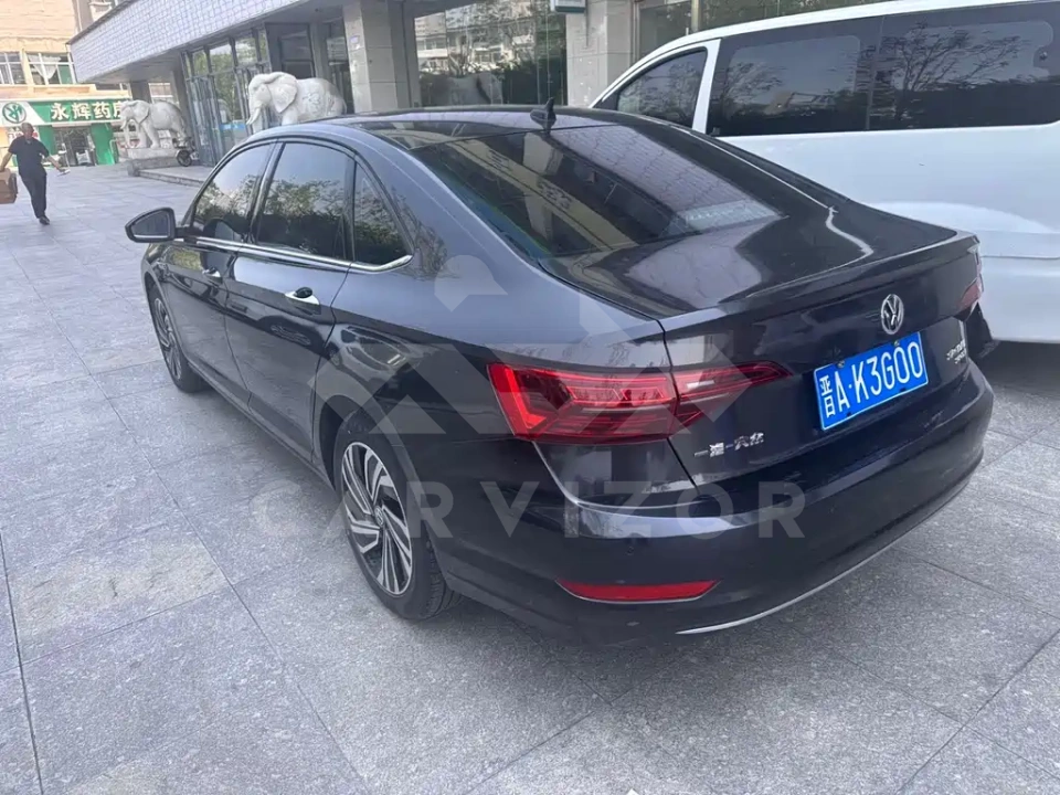 Volkswagen Sagitar