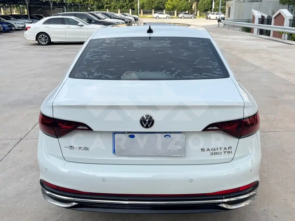Volkswagen Sagitar