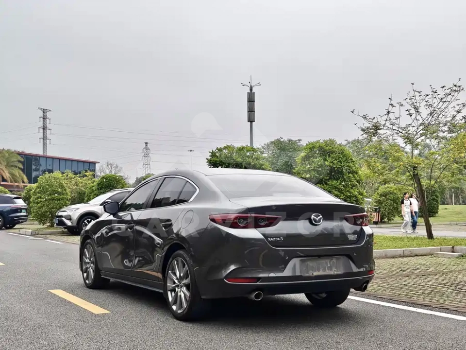 Mazda 3 Axela