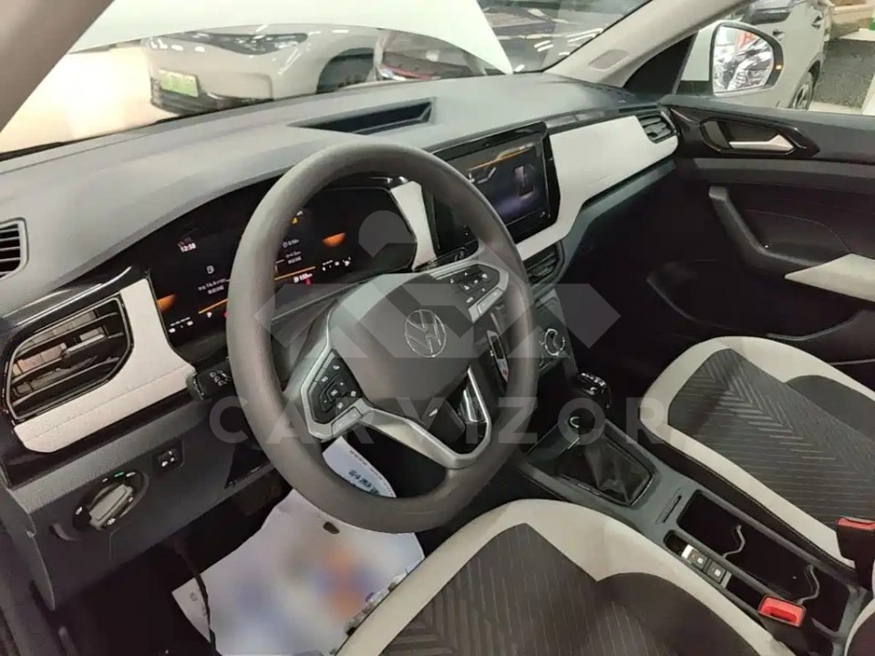 Volkswagen Tharu