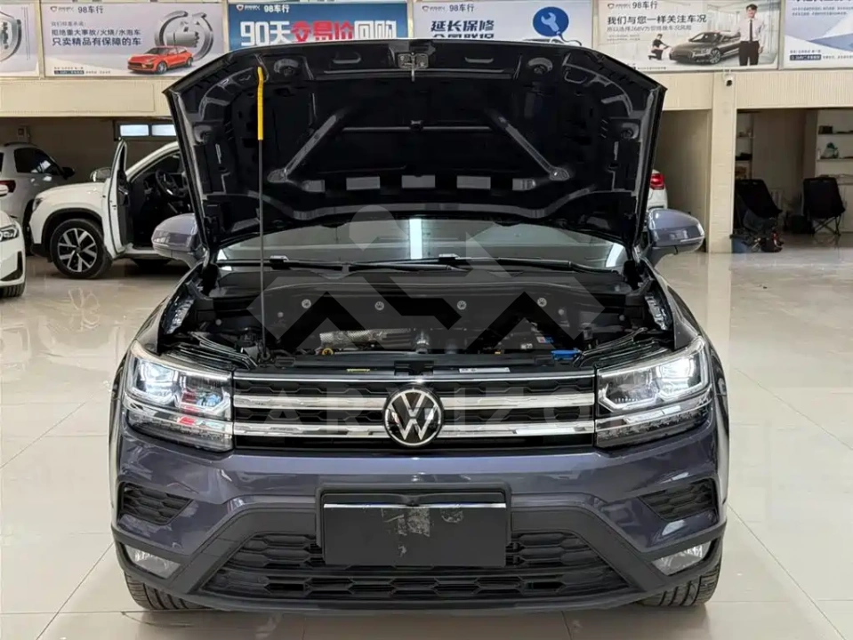 Volkswagen Tharu