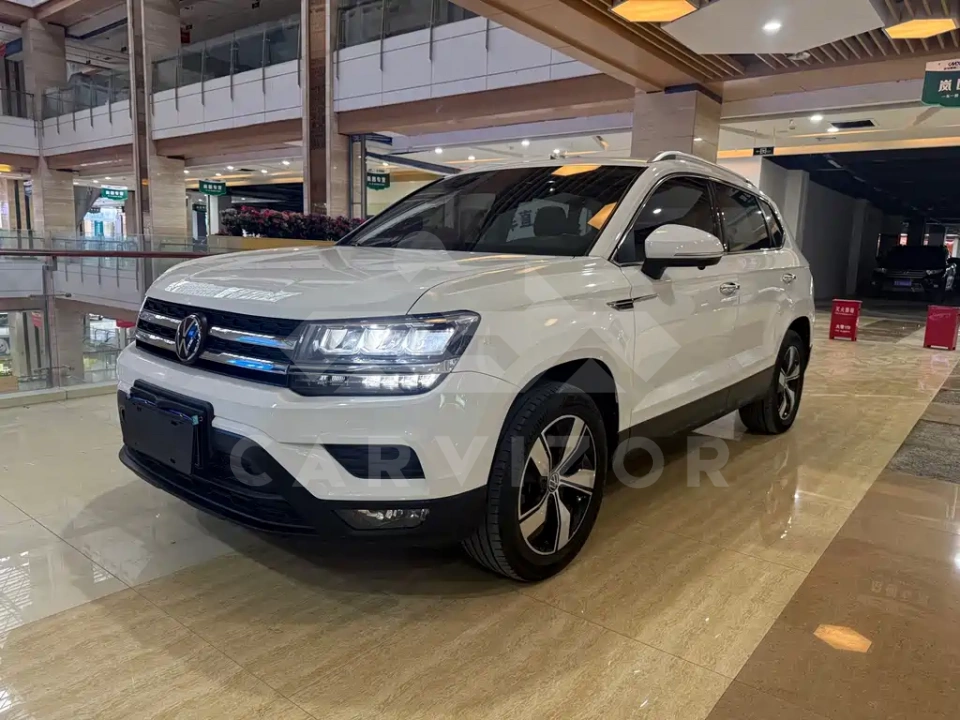 Volkswagen Tharu