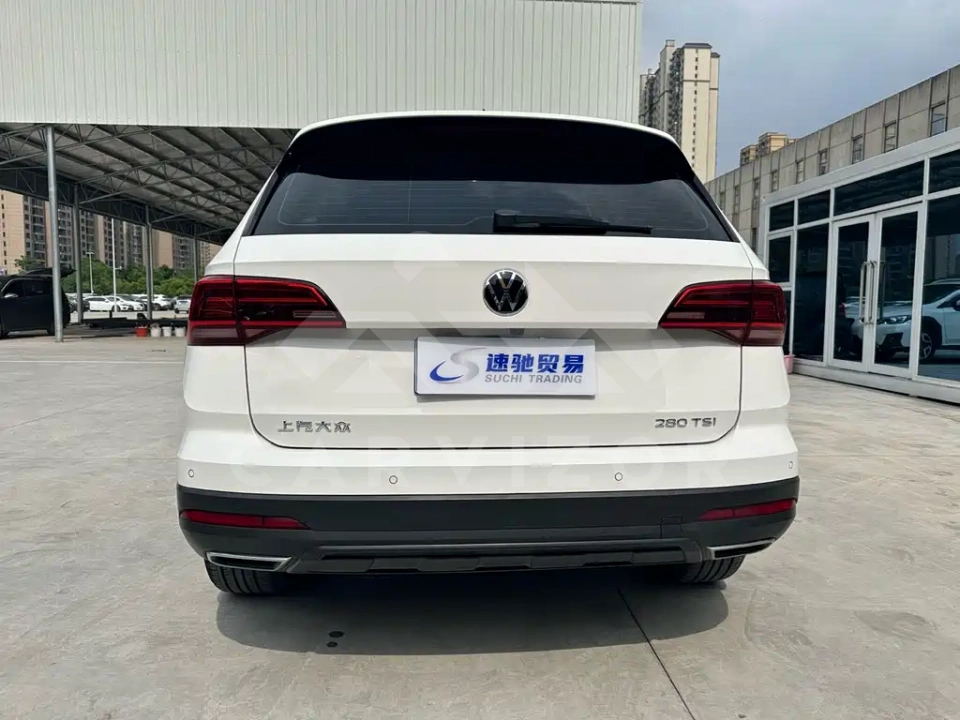 Volkswagen Tharu