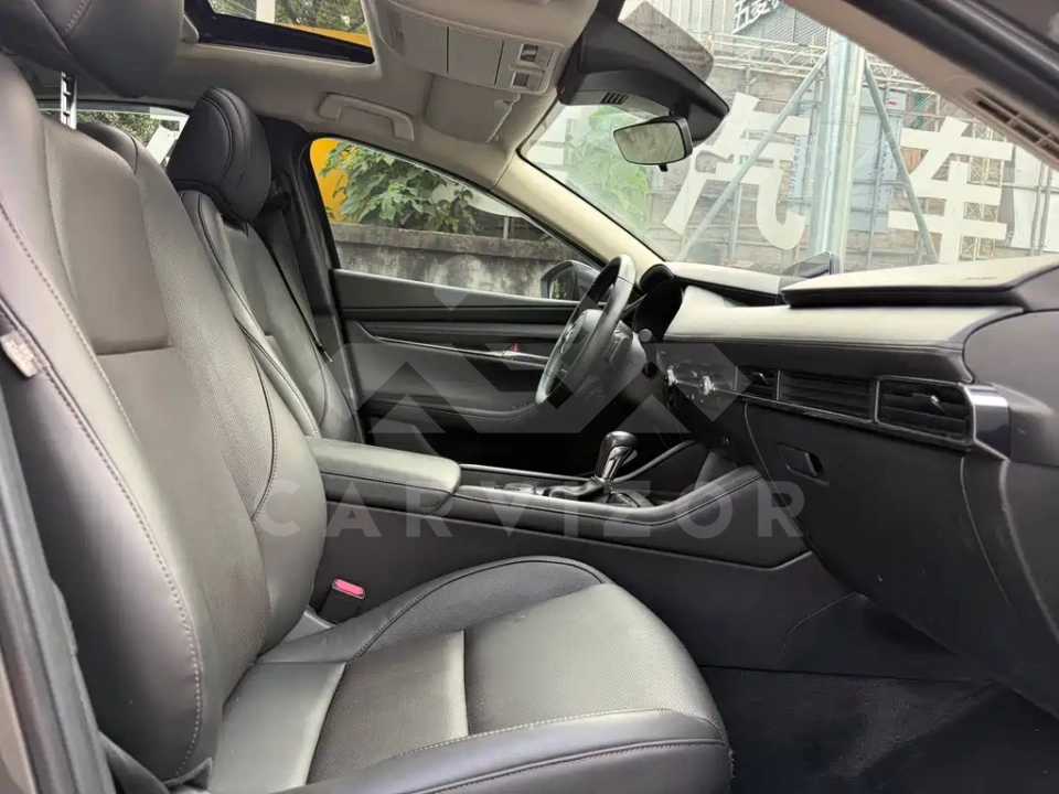 Mazda 3 Axela