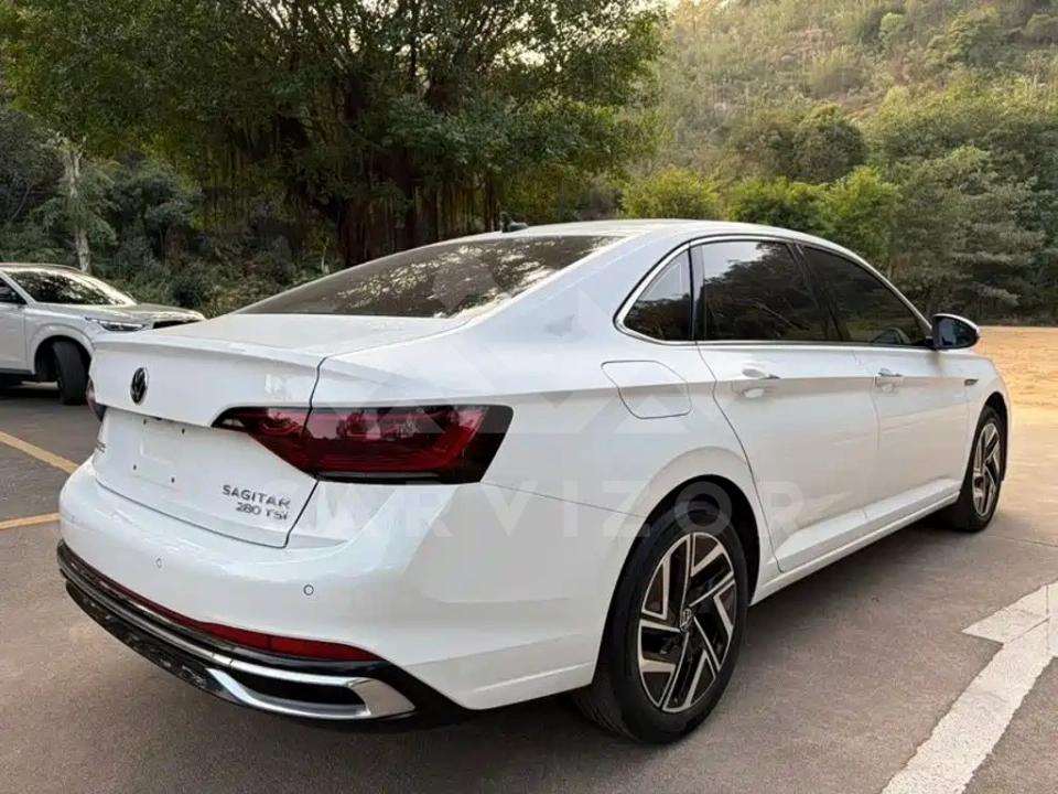 Volkswagen Sagitar