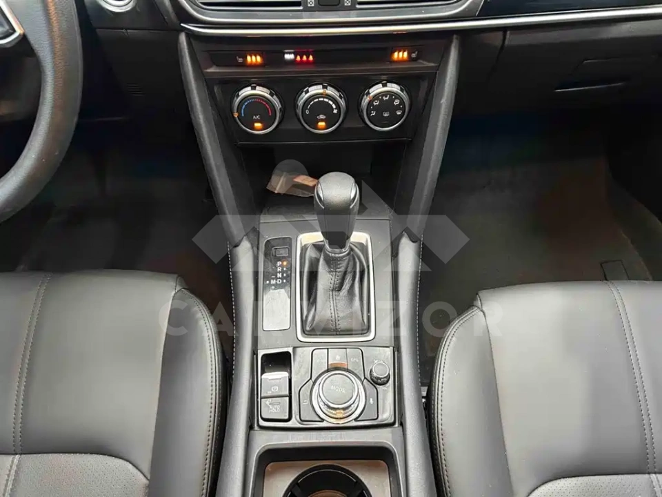 Mazda CX-4
