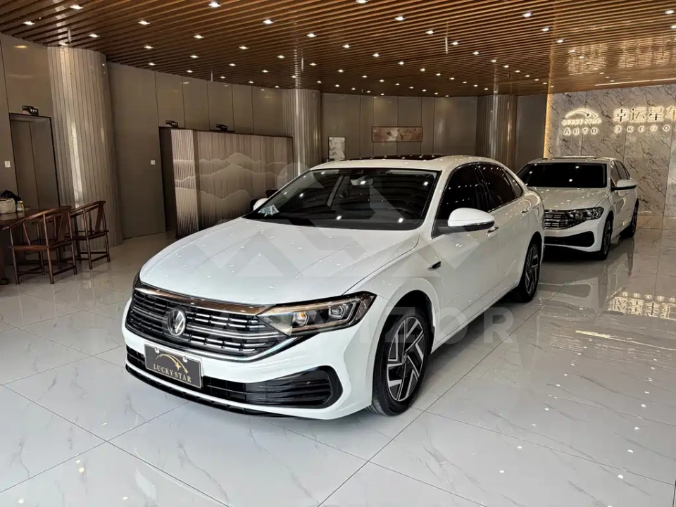 Volkswagen Sagitar