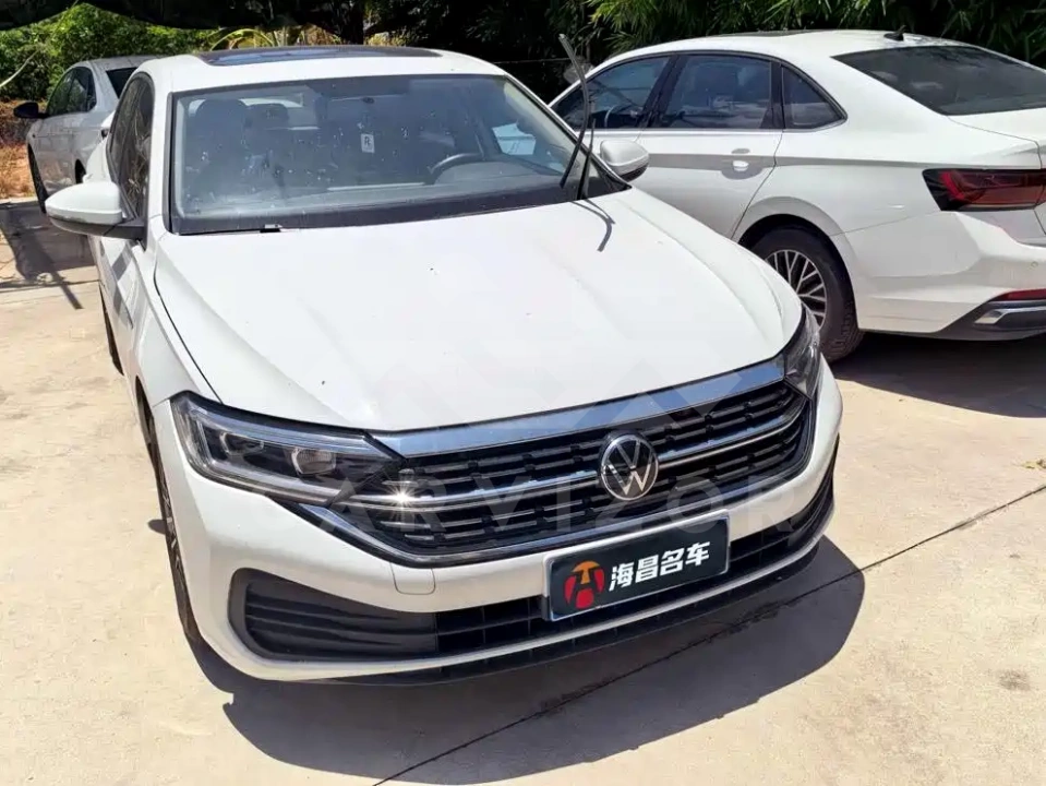 Volkswagen Sagitar