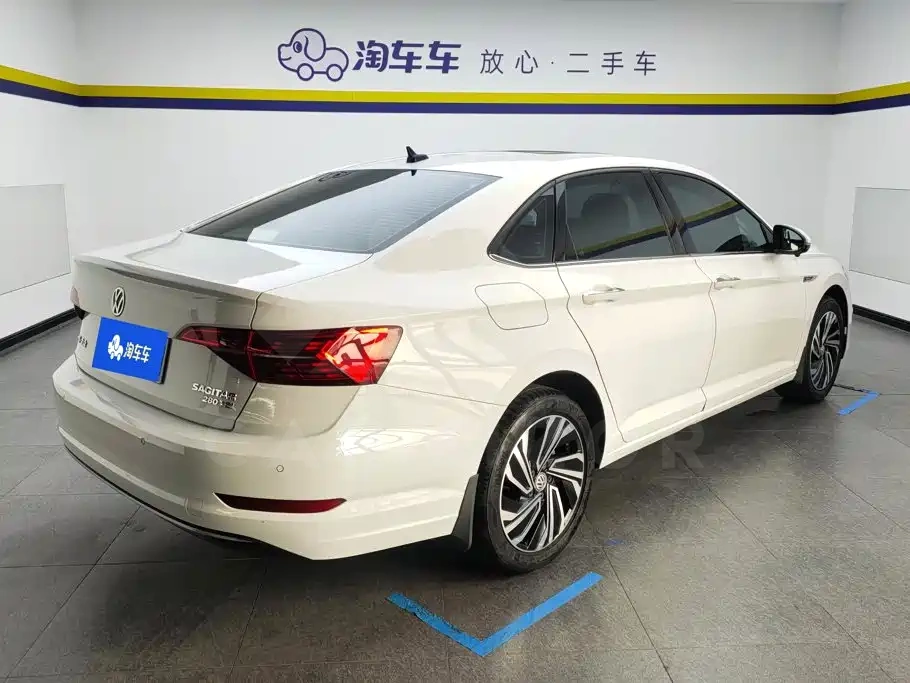 Volkswagen Sagitar