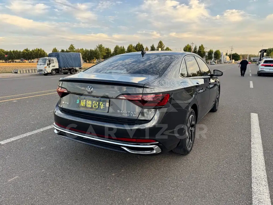 Volkswagen Sagitar