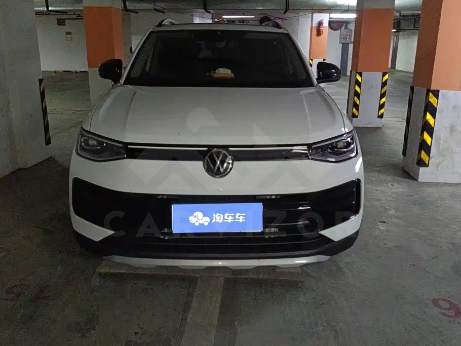 Volkswagen Tharu